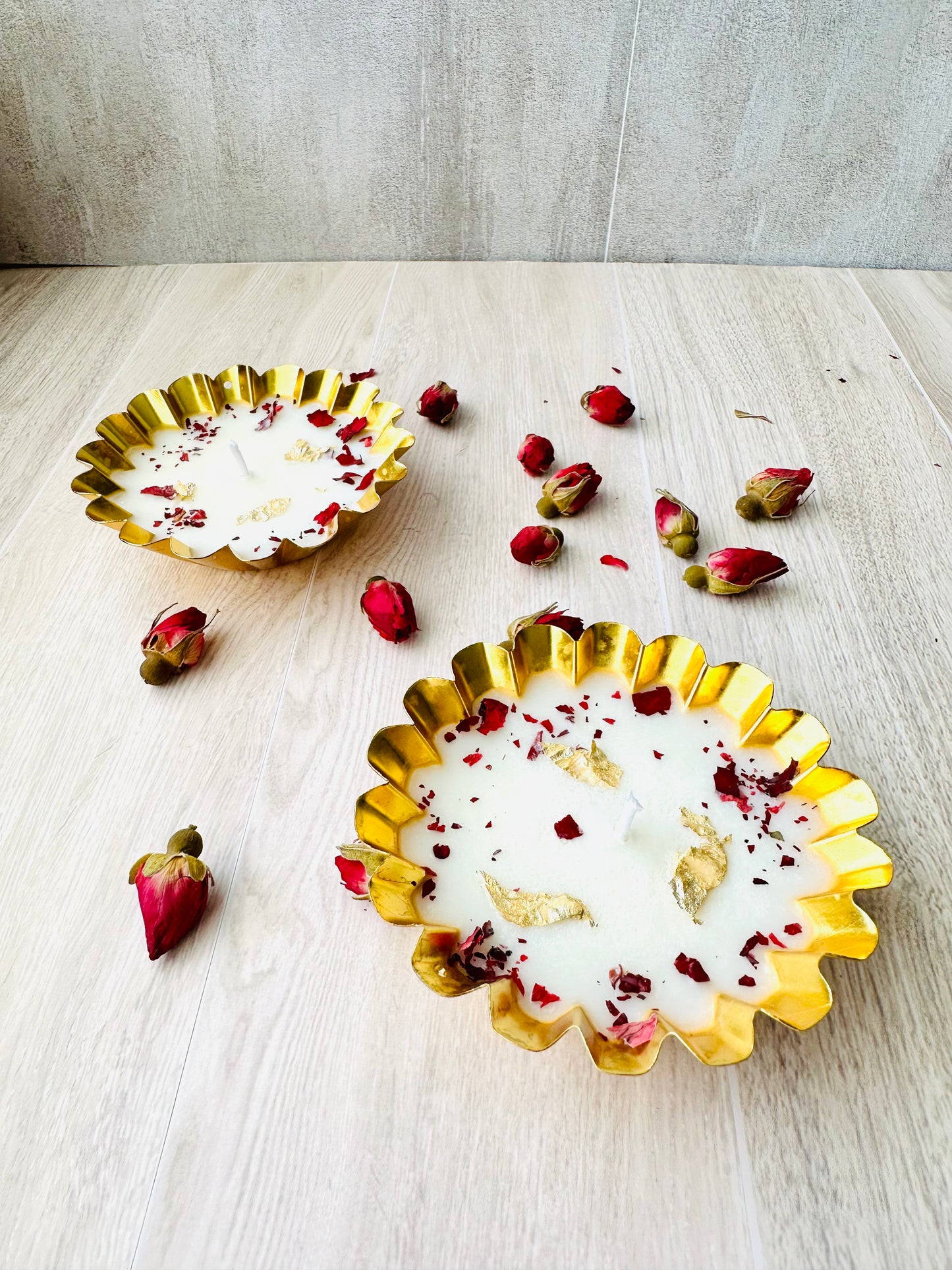 Set of 2 - 3" Tart Design Decorative Urlis