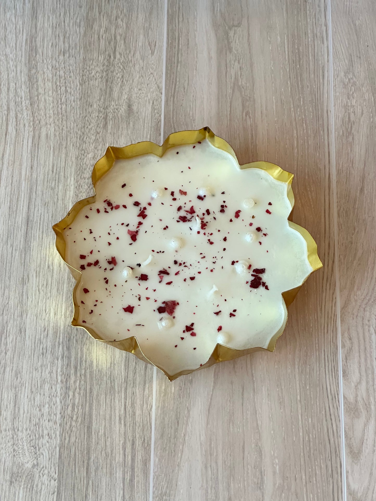 5.5" Lotus Flower Decorative Urli