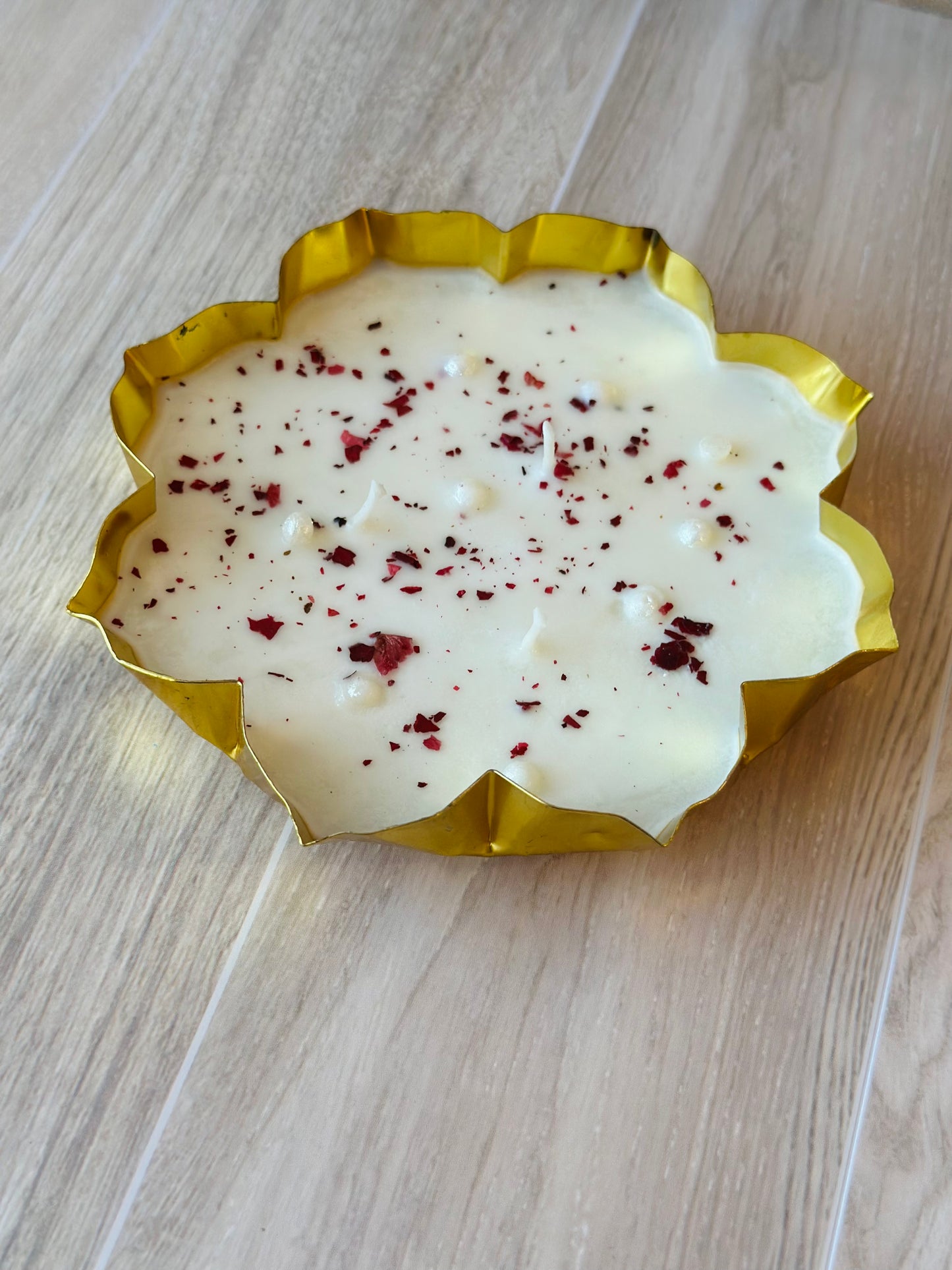 5.5" Lotus Flower Decorative Urli