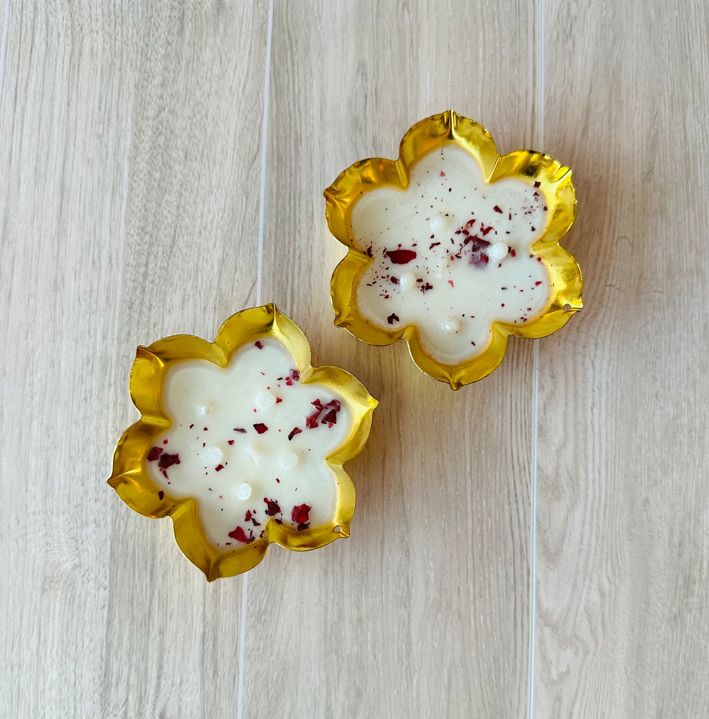 Set of 2 - 3" Flower Decorative Urlis