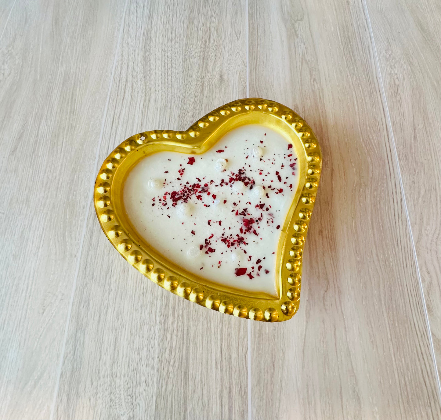 4.5" Heart Decorative Urli